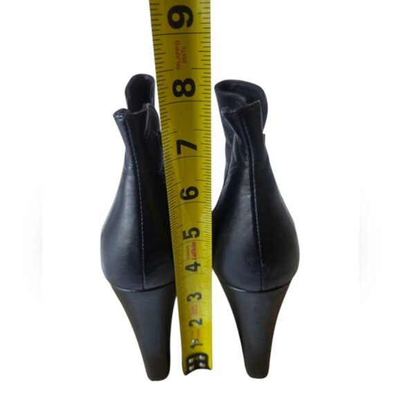 Sleek Black All Saints Heeled Boots with Chunky Heel - Picture 5 of 15